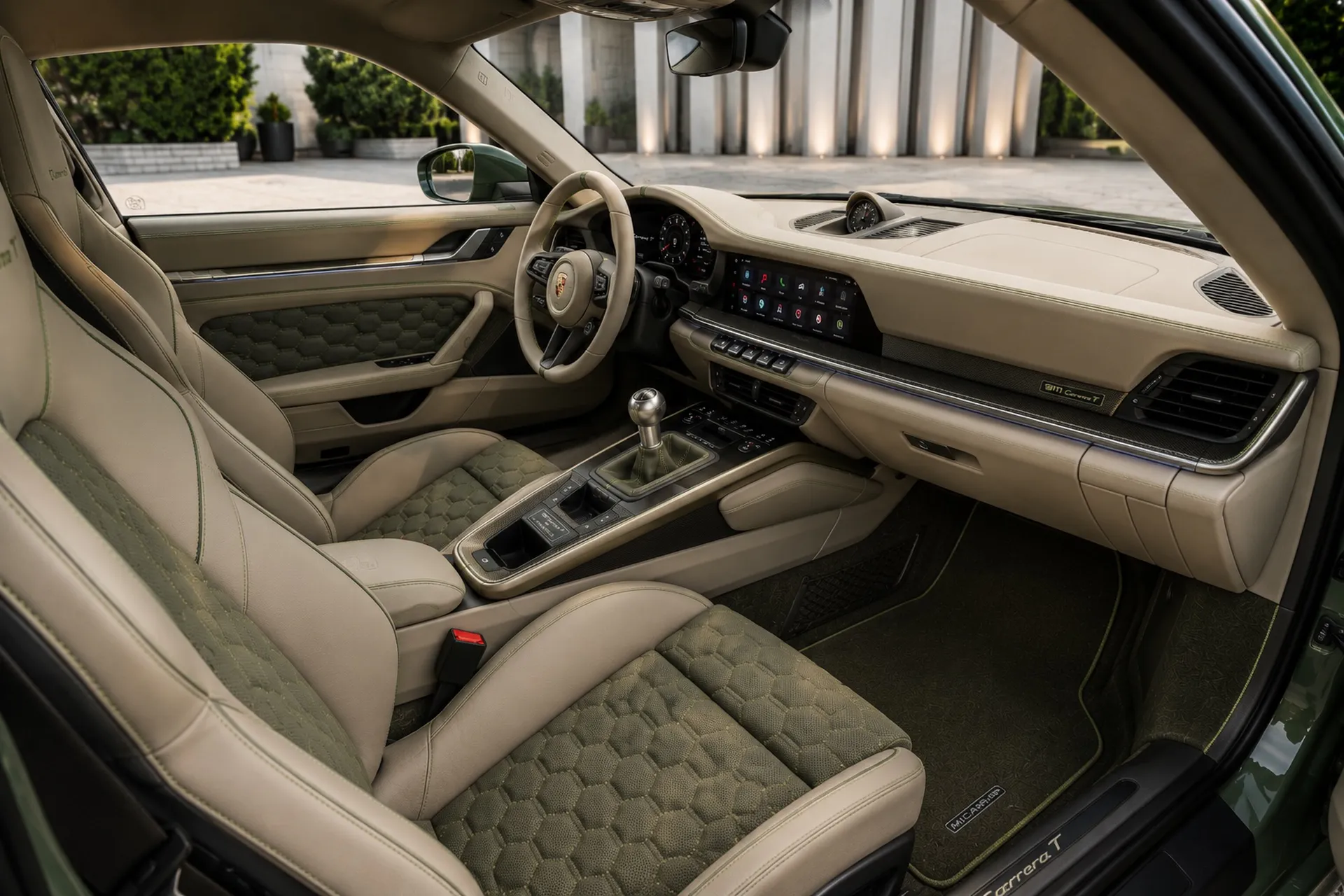 Bespoke Carlex interior of the Porsche 911 Carrera T Lightweight